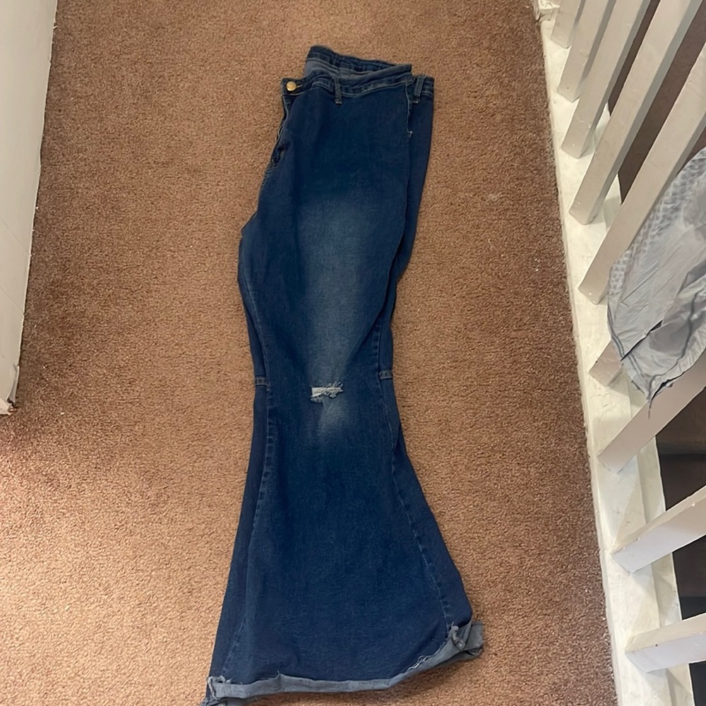 Super flare in short length 33"